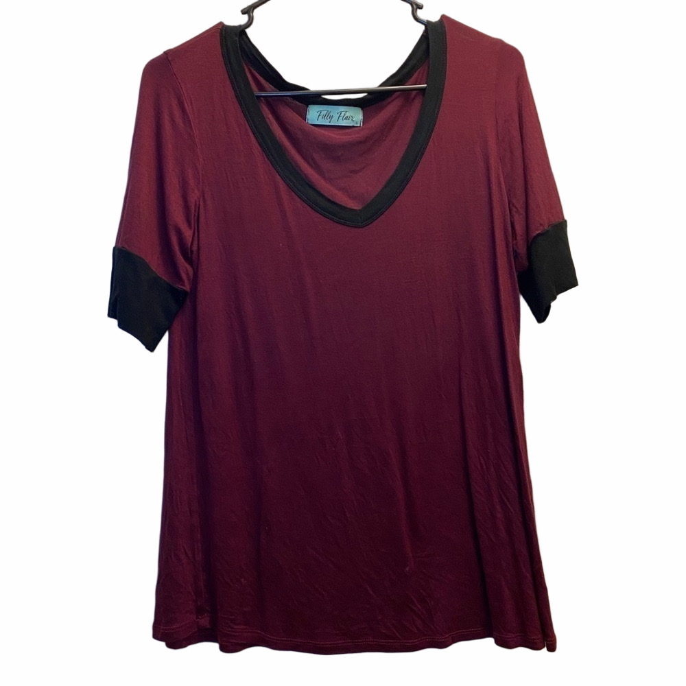 Filly Flair Maroon Black Trim Blouse Size Small